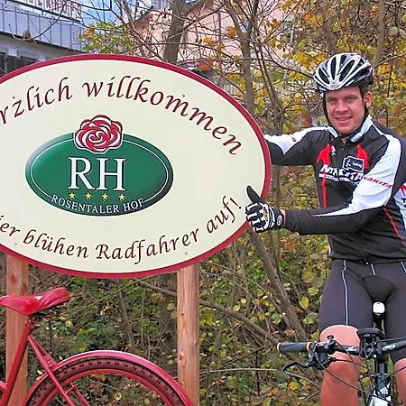 Otel Rosentaler Hof Sankt Jakob im Rosental