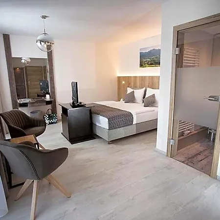 Rosentaler Hof Otel 4*
